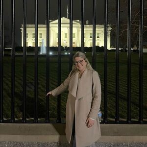 Meet your Posher, Alexis